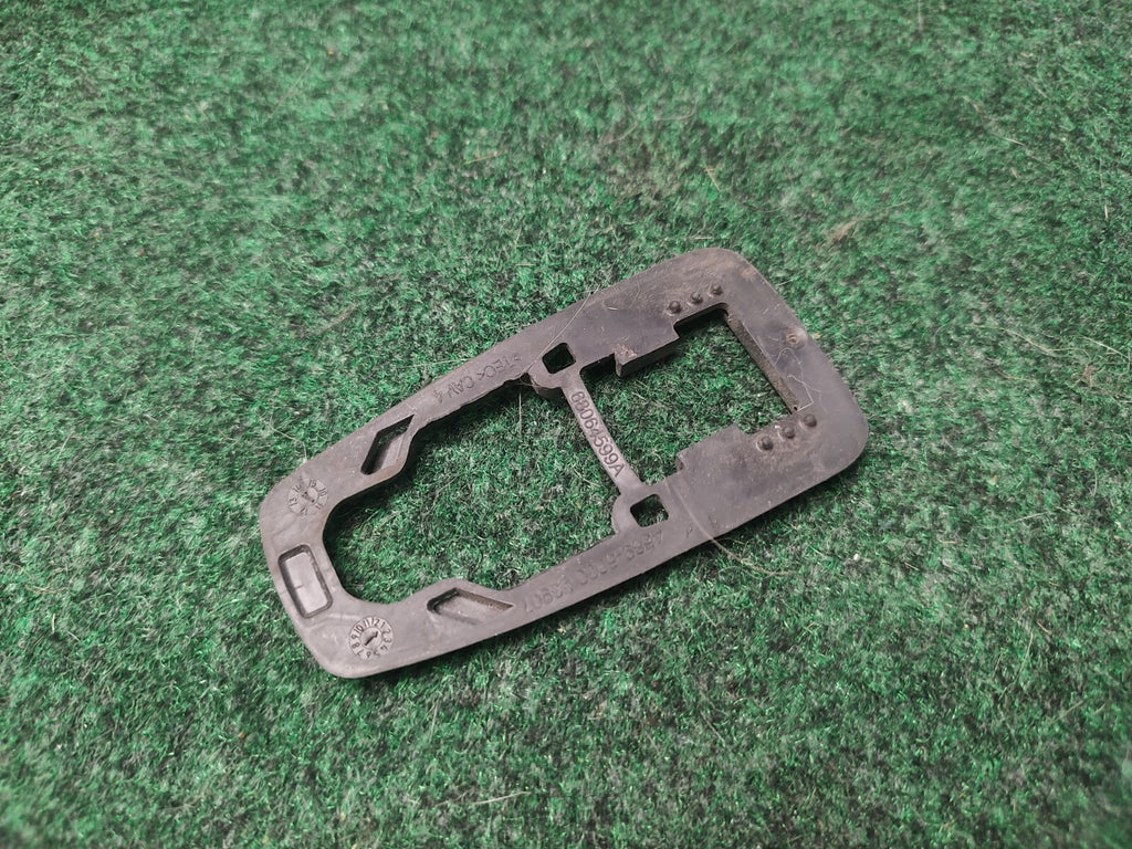 2011-2022 Chrysler 300 68064599AD Mopar Outside Isolator Gasket Door Handle 2M8