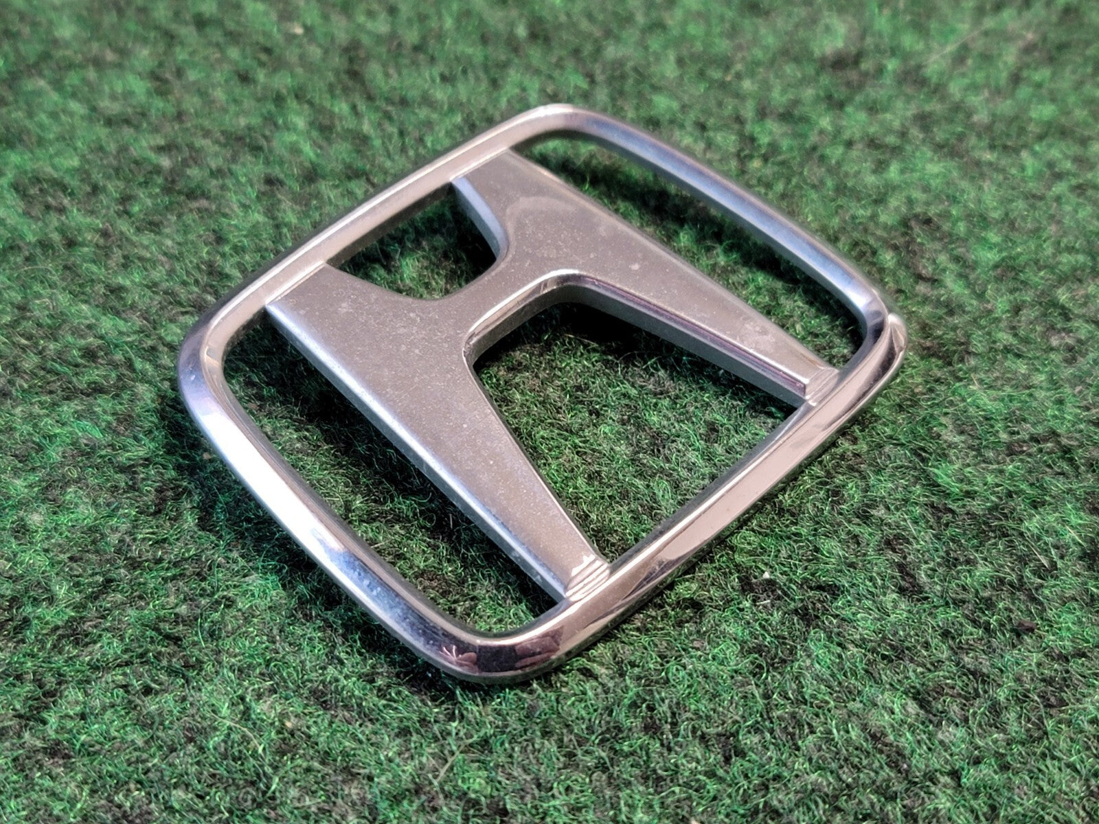 1995-2002 Honda Civic, Odyssey OEM 75701-SP0  Logo Emblem 2M3