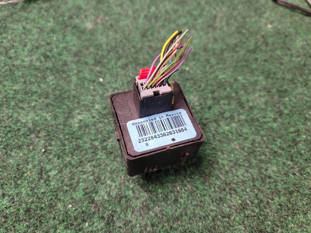 23228433 22752189 4WD Transfer Case Control Switch Cadillac Chevrolet Sierra 9L3