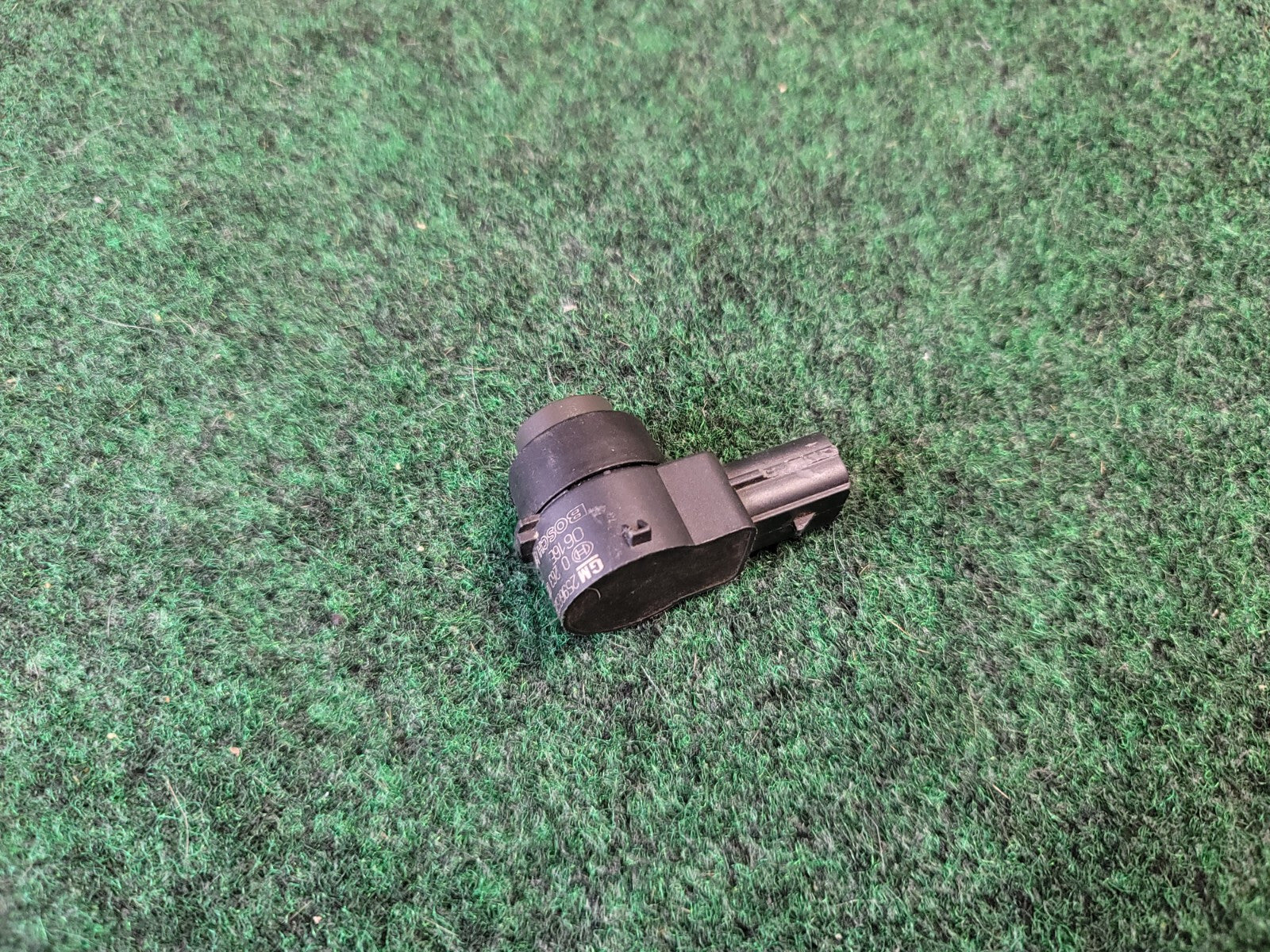 2009-2017 Chevrolet Traverse Rear PARK ASSIST Object Sensor 25966528 OEM 4L5