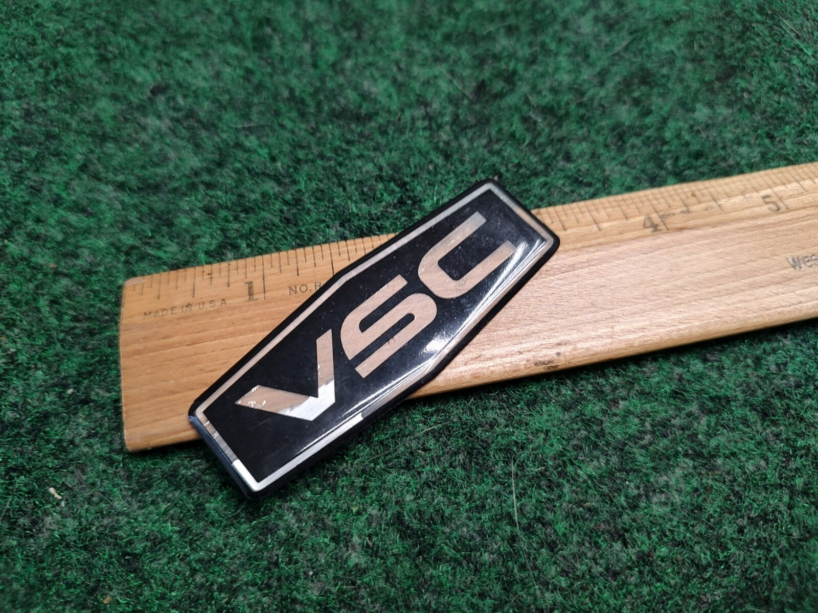 99 00 01 02 03 LEXUS RX300 VSC DECAL EMBLEM BADGE LOGO SIGN SYMBOL USED 4S4