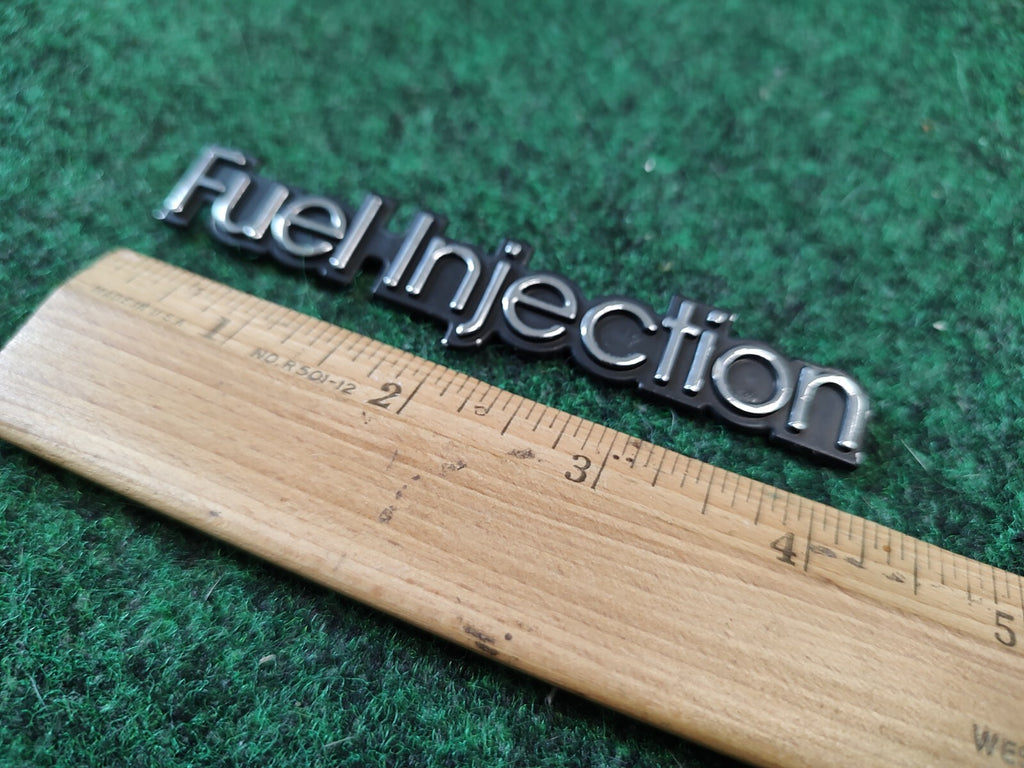 BUICK PONTIAC CHEVROLET OLDSMOBILE FUEL INJECTION SIDE EMBLEM LOGO BADGE OEM 1S5