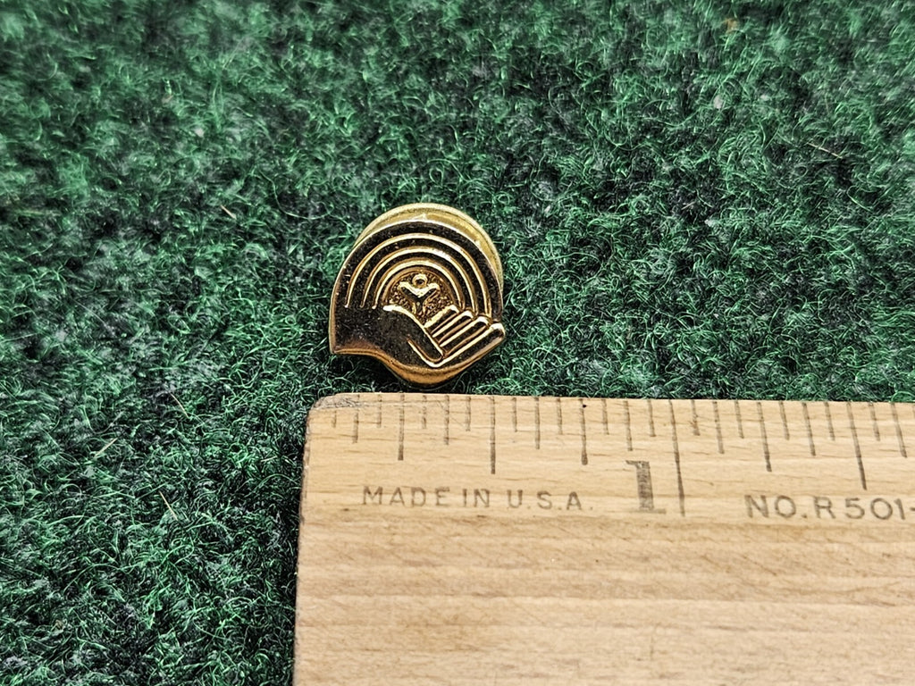 Vintage 1980s United Way Gold Tone Union Made Metal Lapel Pin