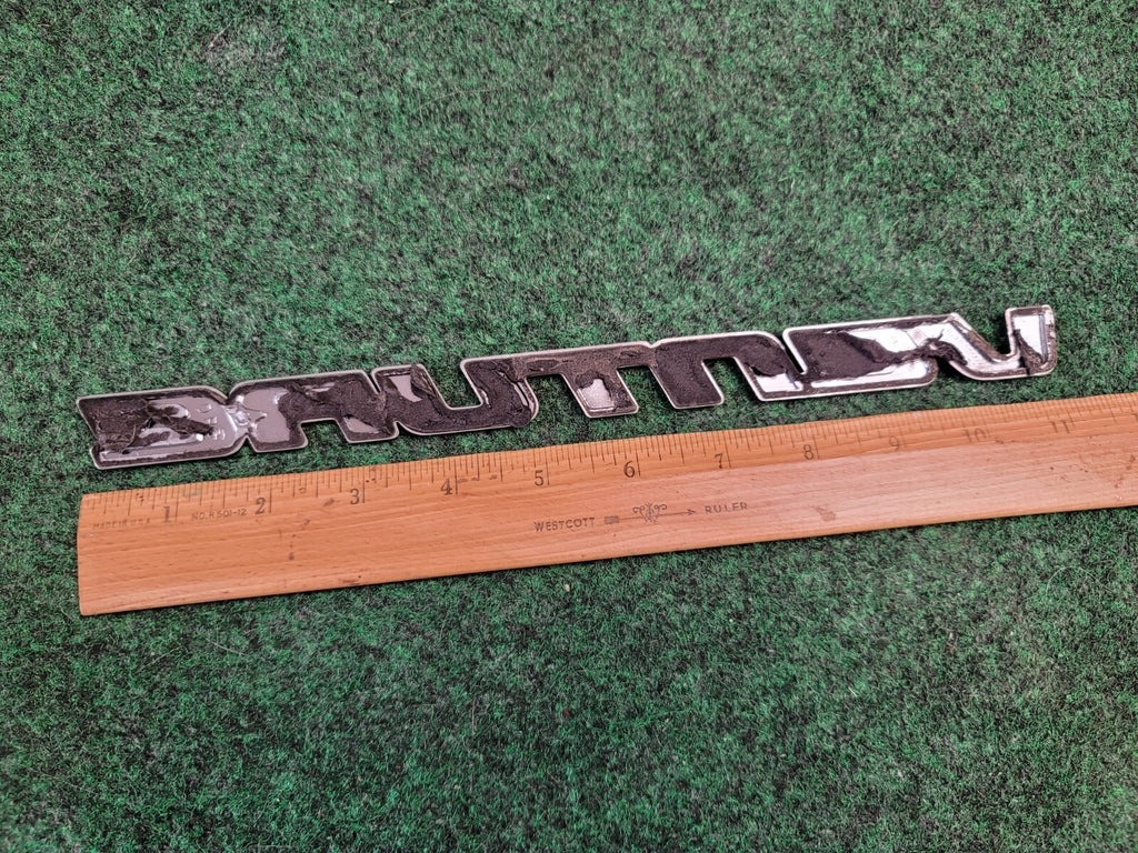 1997-2005 CHEVROLET VENTURE REAR EMBLEM BADGE LOGO CHROME OEM 1M8
