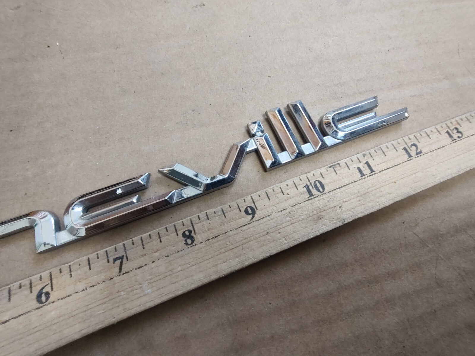 00 01 02 03 04 PONTIAC BONNEVILLE REAR LID EMBLEM LOGO BADGE SYMBOL OEM DL1