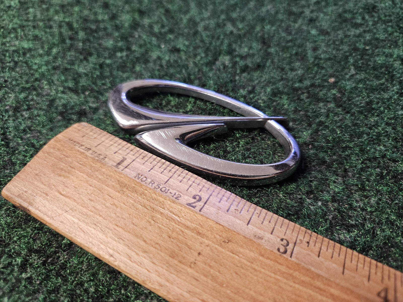 Vintage OLDSMOBILE Chrome EMBLEM SYMBOL BADGE OEM Nameplate Logo 2.75" 5L9