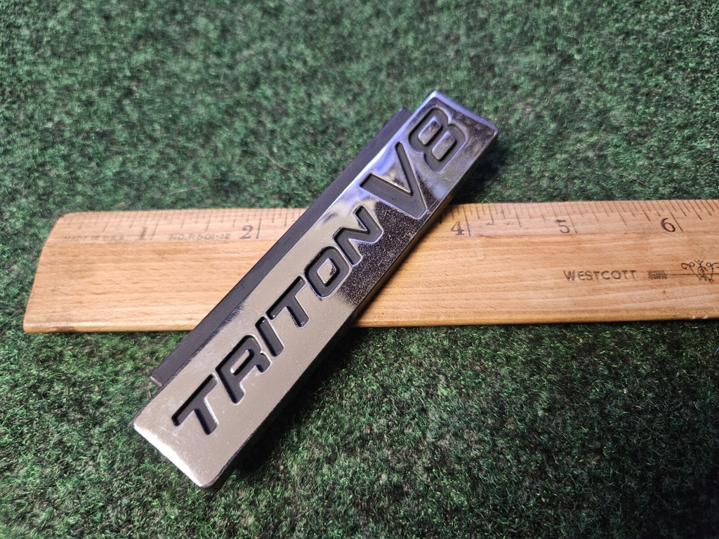 97 98 99 00 01 02 03 04 FORD F-150 TRITON V8 SIDE EMBLEM BADGE LOGO USED OEM 6L4