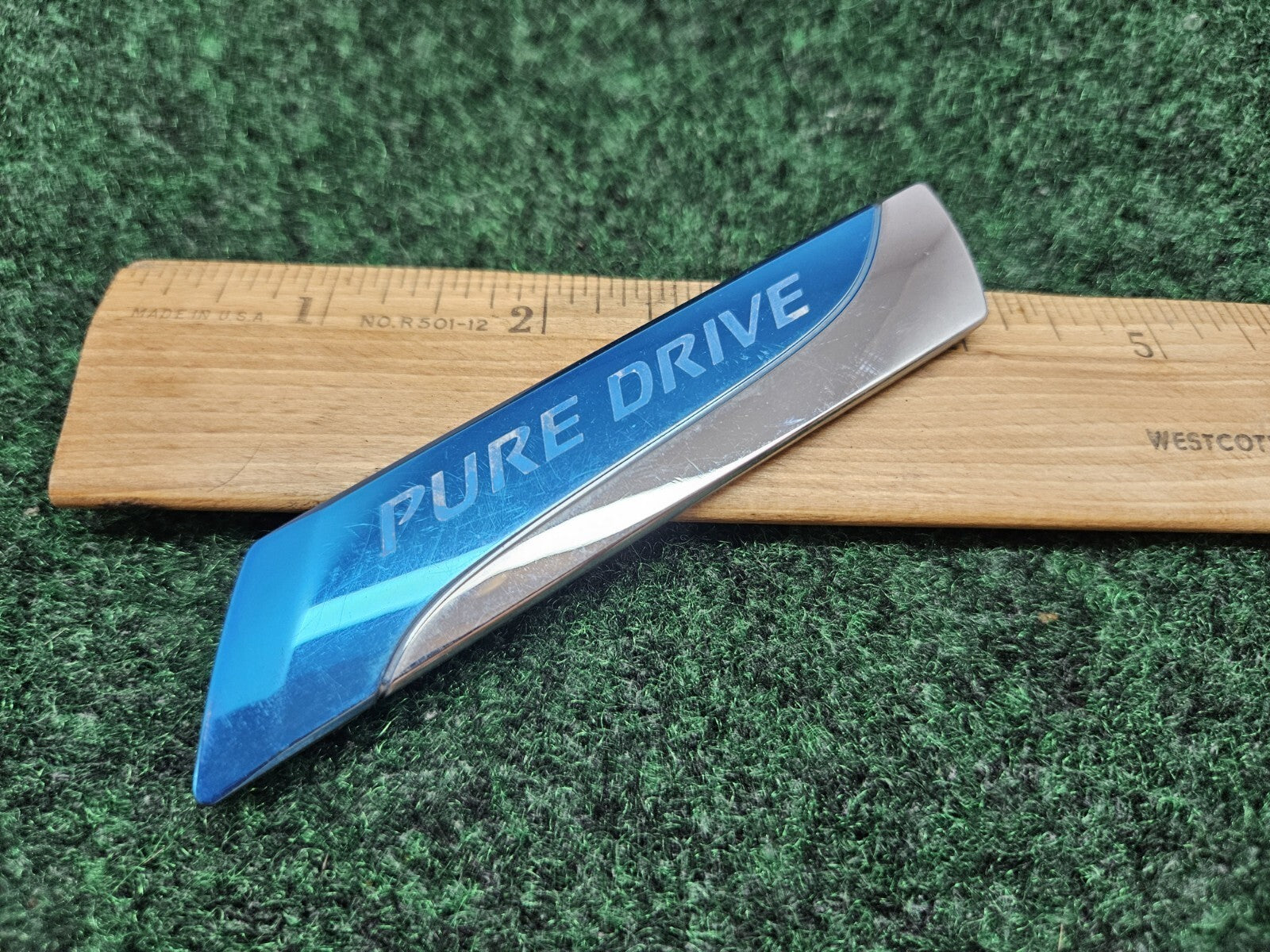 NISSAN ALTIMA VERSA SENTRA JUKE MURANO ROGUE PURE DRIVE EMBLEM BADGE LOGO GL3