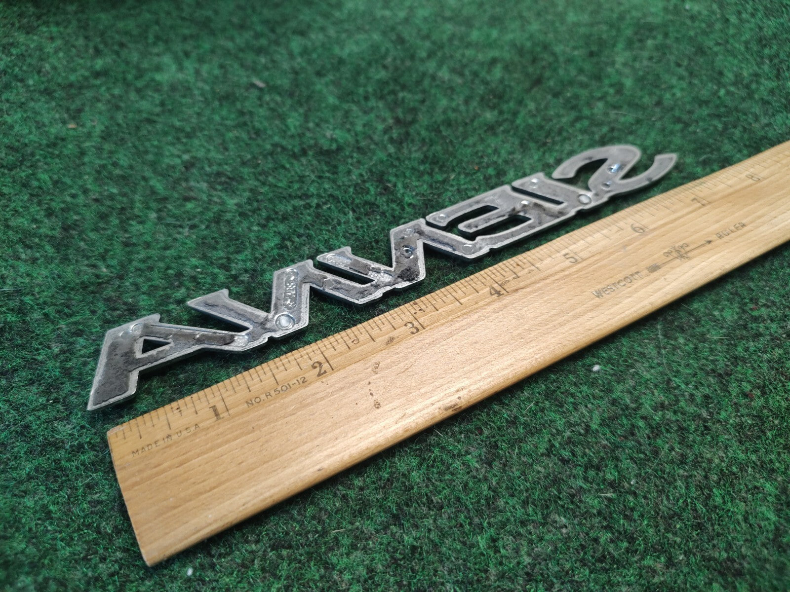 07 08 09 10 TOYOTA SIENNA  REAR LID GATE CHROME EMBLEM LOGO BADGE SIGN OEM 3S8