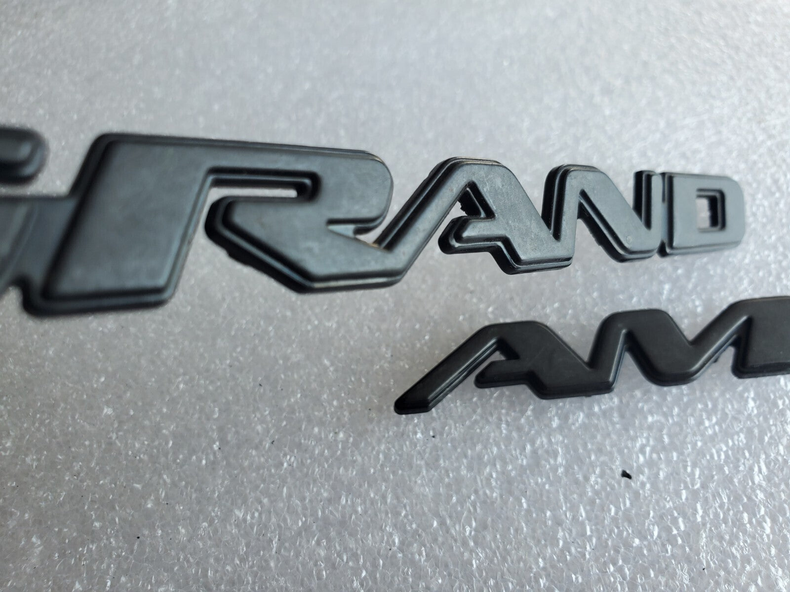 1997 2003 Pontiac Grand AM Door Name Plate Gray NAMEPLATE OEM VNTG