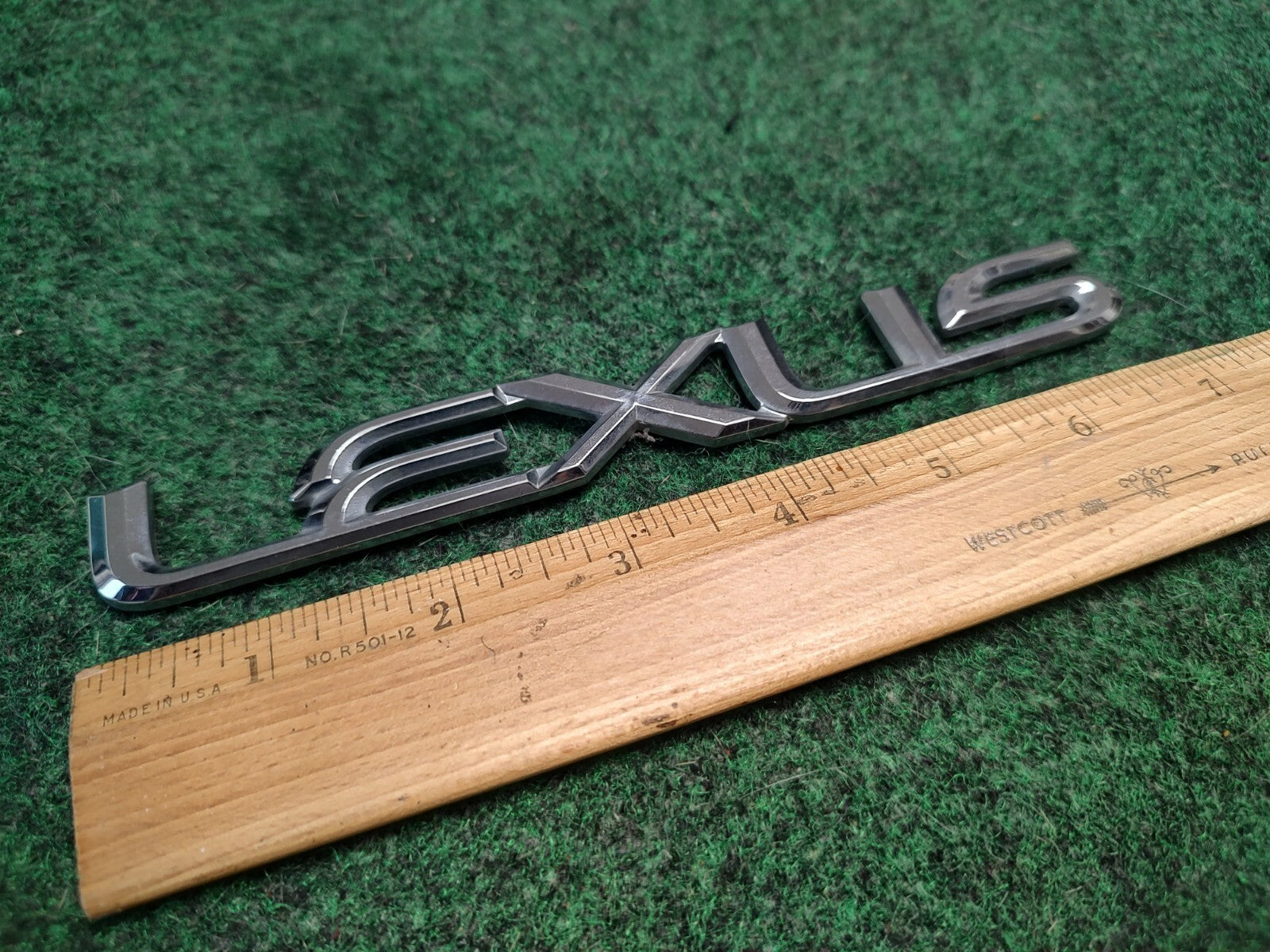 LEXUS ES300 Rear Emblem Trunk Badge Logo Chrome Name Plate Nameplate 3S5