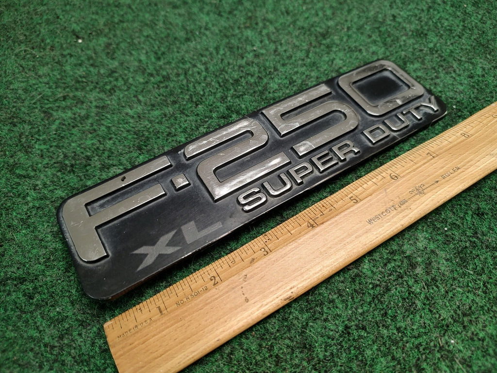 1992-2004 FORD F-250 XL Super Duty Fender Emblem Nameplate Badge OEM 2S3