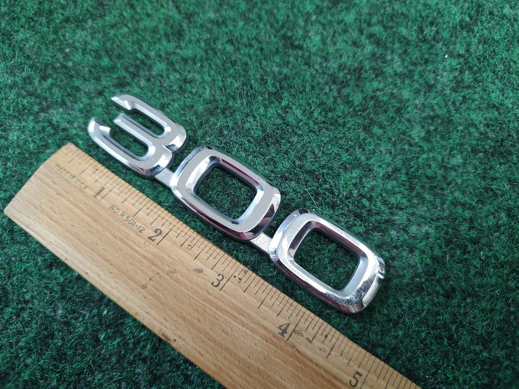 LEXUS RX300 REAR LID CHROME EMBLEM LOGO BADGE SIGN OEM USED 4S2