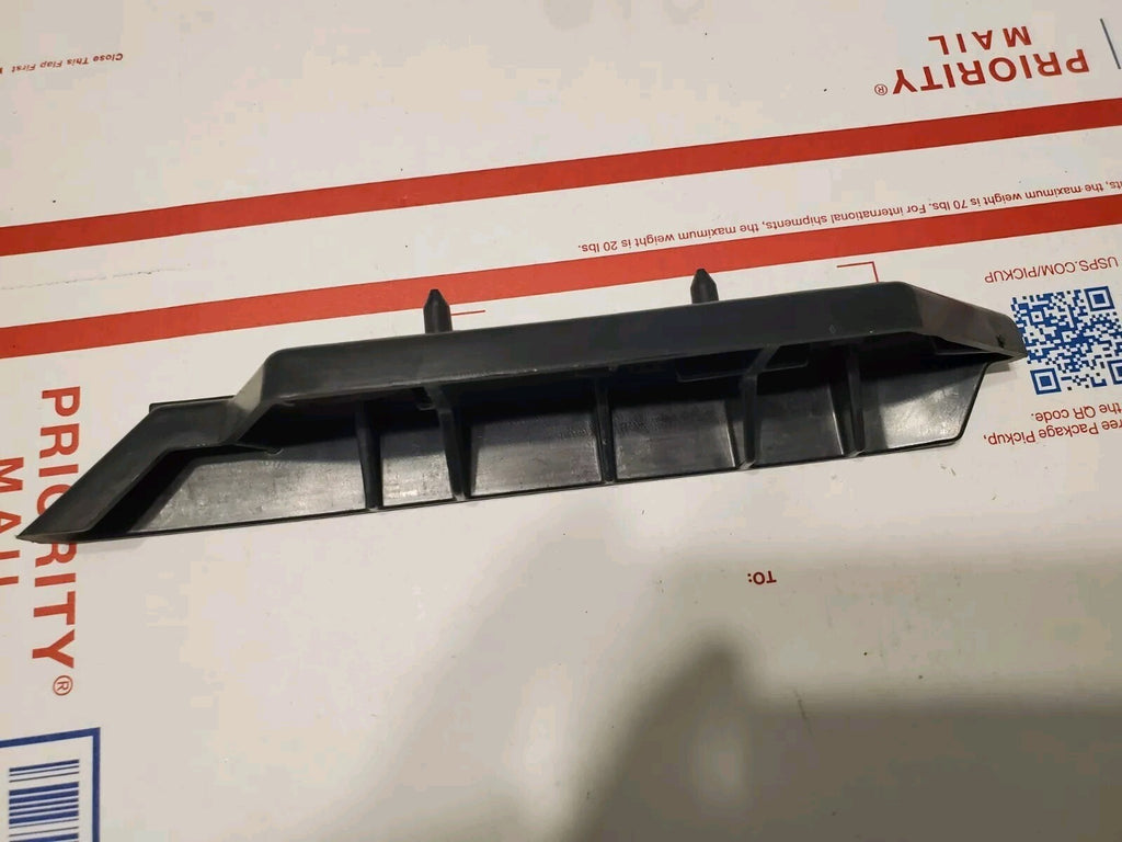 2013 -2016 FORD FUSION FRONT RIGHT BUMPER RETAINER BRACKET OEM 3L8