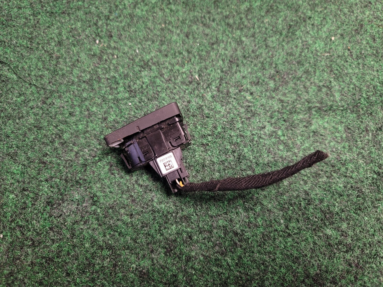 2014 2015 Chevrolet Malibu Off Traction Control Switch Button 23191939 OEM 9L6