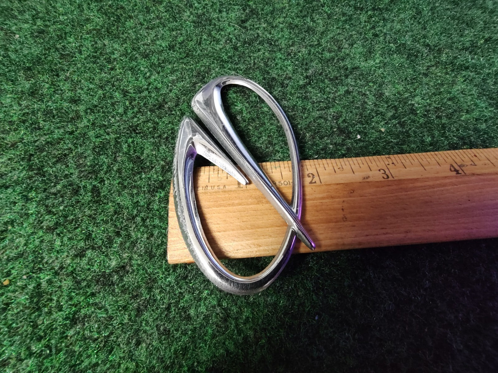 Vintage OLDSMOBILE Chrome EMBLEM SYMBOL BADGE OEM Nameplate 5S1