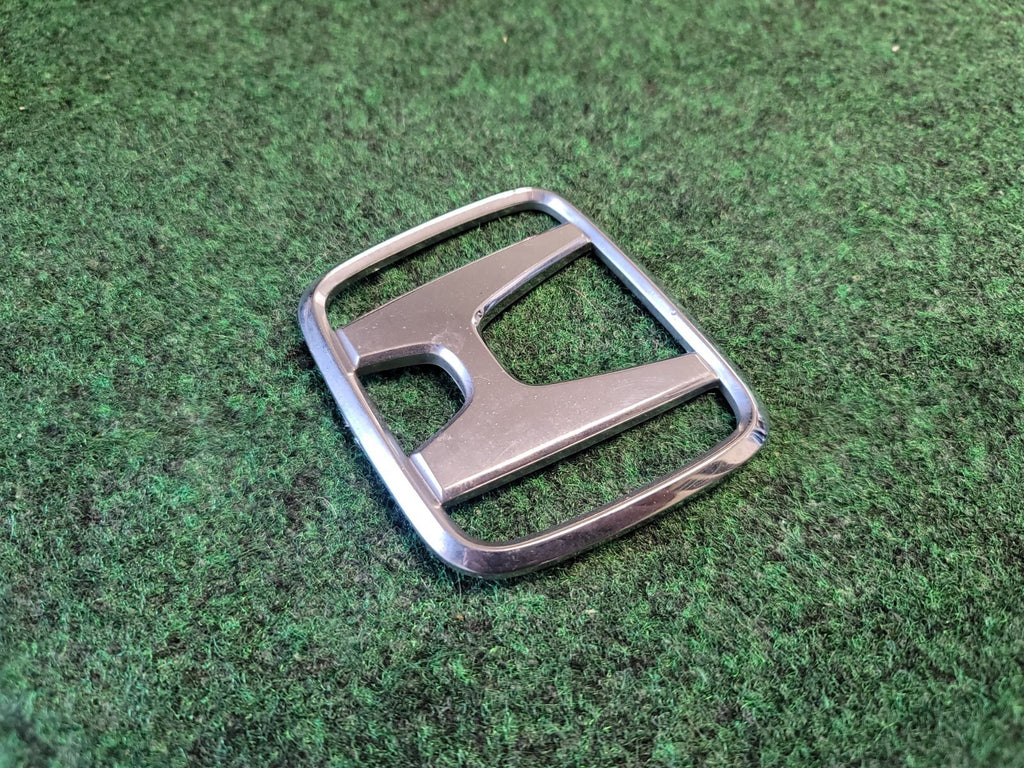 2000 2001 2002 2003 2004 Honda Odyssey Rear Trunk Lid Badge Emblem 75701-SJ8 1M5