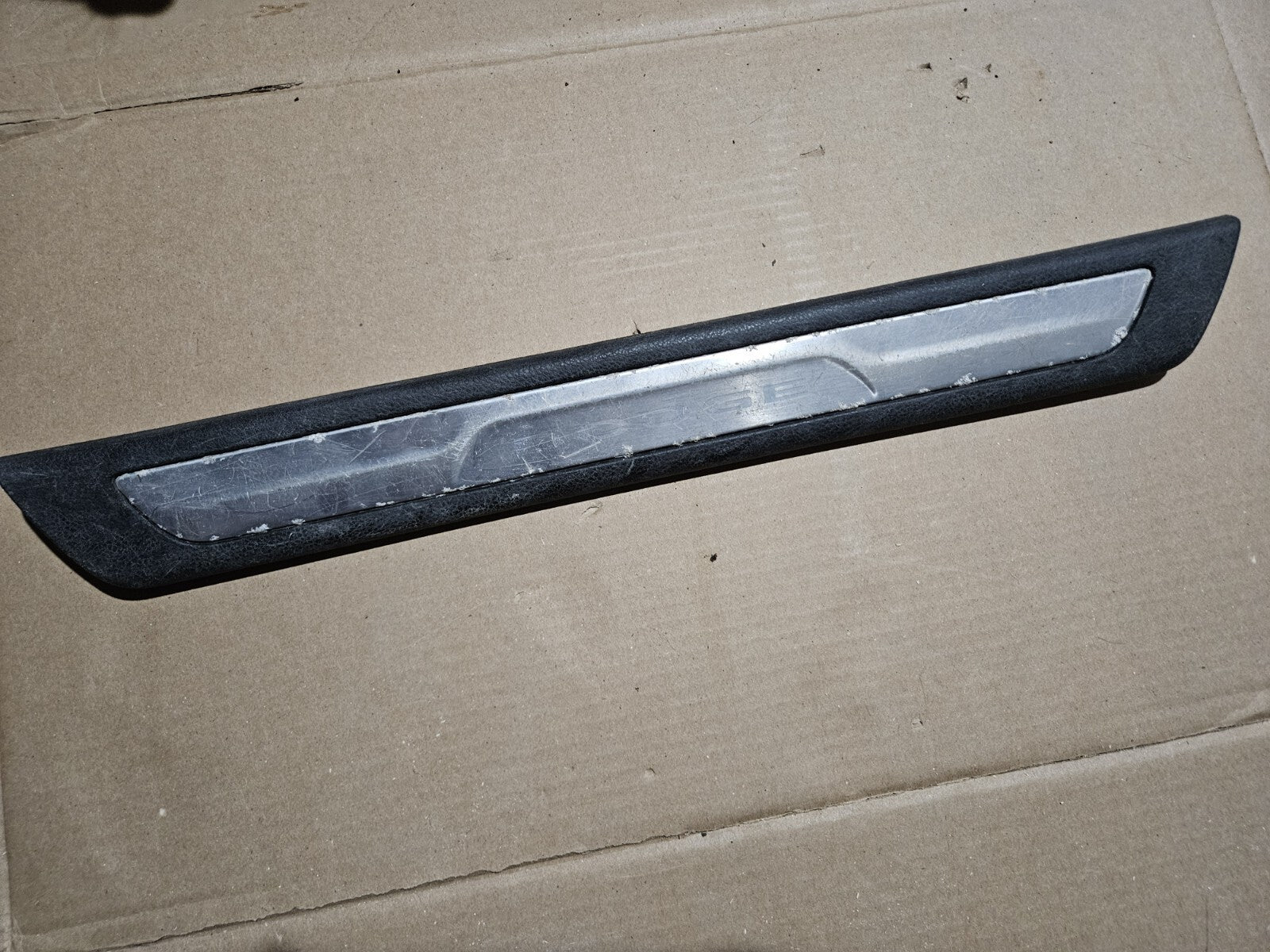 OEM Dodge Durango Front Right Door Sill Scuff Plate Trim 2011-2022 BS1