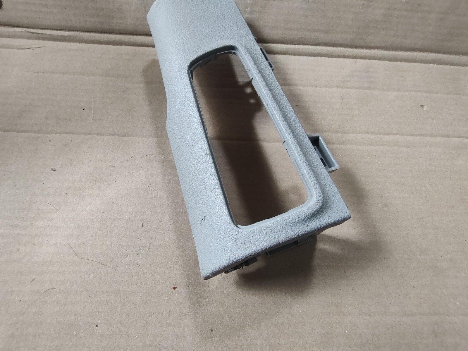 2019 - 2021 Hyundai Tucson Dash Left Switch Trim Cover 84781-D3000 OEM EL6