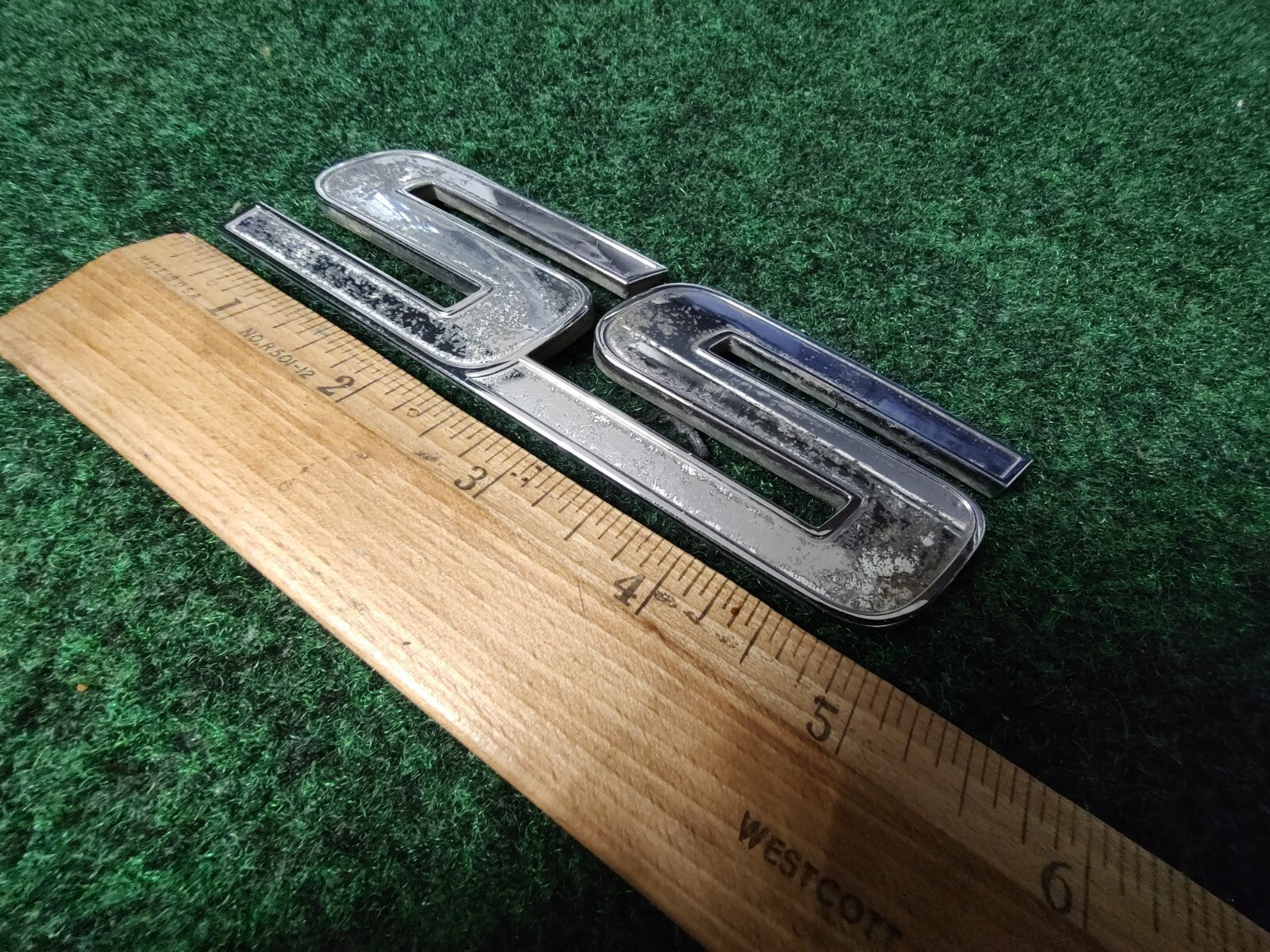 SS CHEVROLET EMBLEM BADGE NAMEPLATE GM Logo 6S5