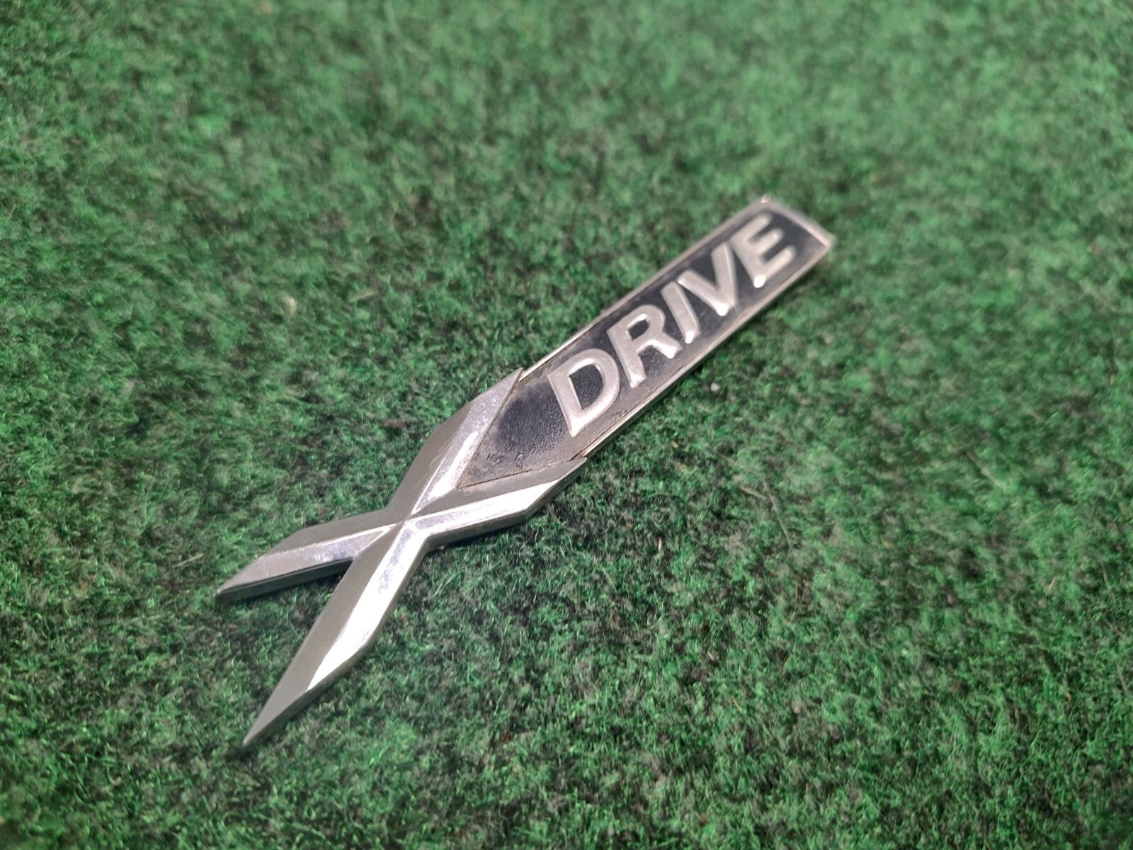 BMW XDrive X Drive Front Fender Emblem Badge Logo Nameplate Name Insignia 1S3