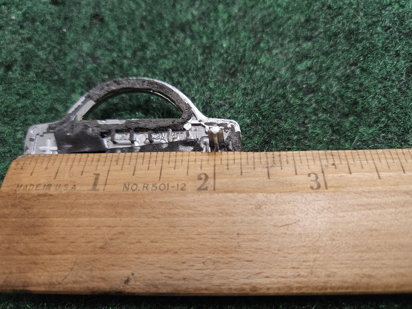 1988-02 Nissan Pathfinder Rear "Nissan" Emblem Badge Name Plate 90891-2W100 6M7