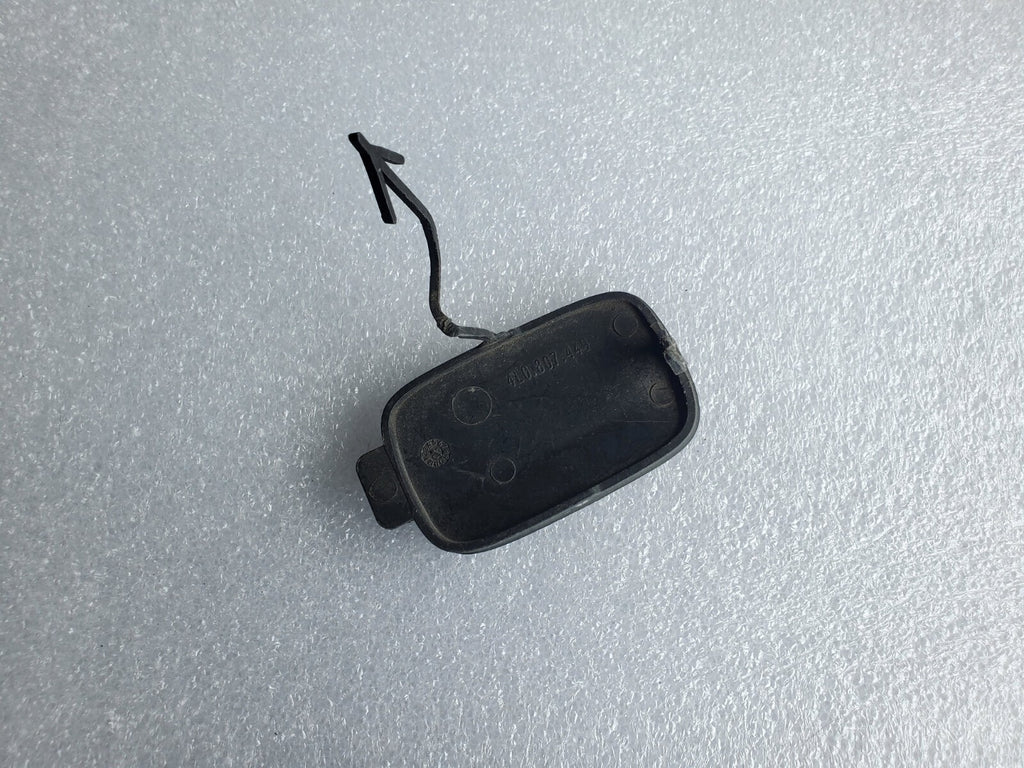 2007-2009 AUDI Q7 REAR LEFT Bumper TOW HOOK Cover CAP 4L0807449 TRXTURED 1L7