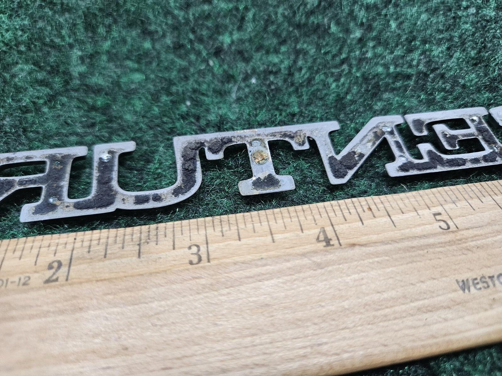 90 91 92 93 94 95 96 BUICK CENTURY SIDE EMBLEM BADGE SYMBOL LOGO OEM GL2