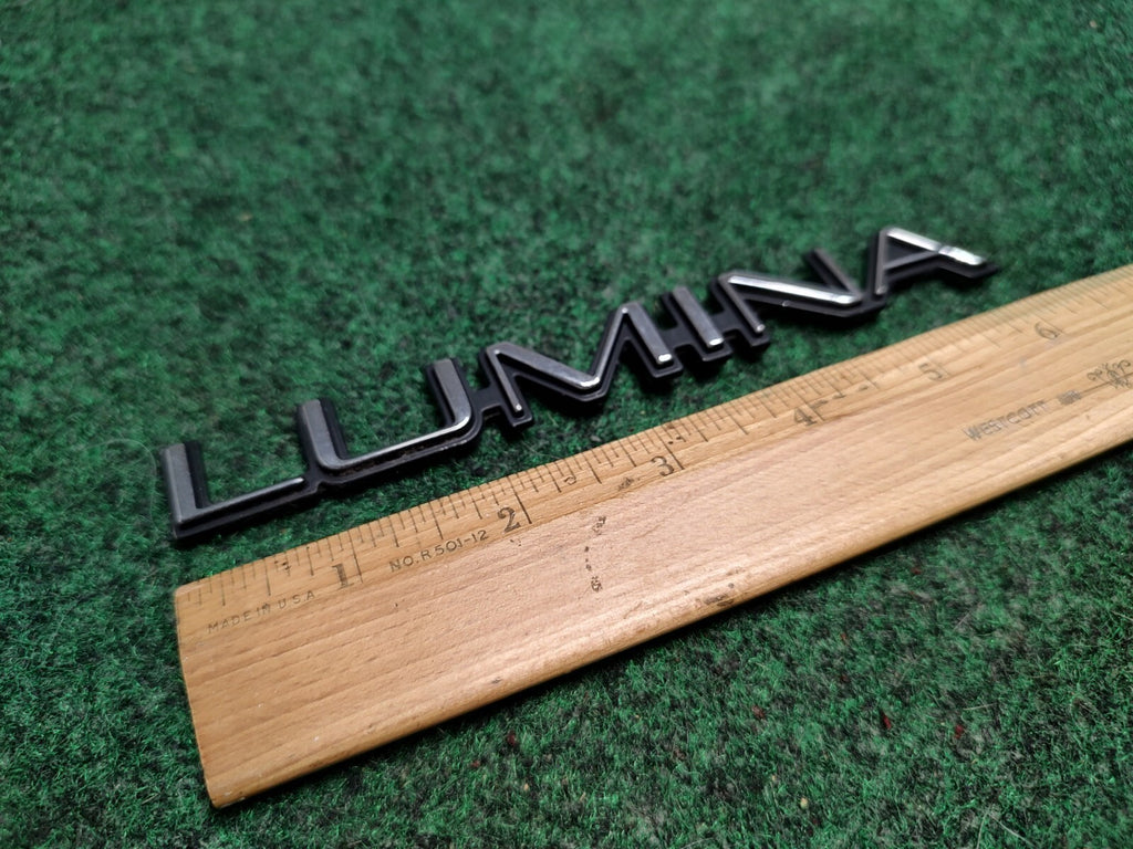 1995-2001 CHEVROLET LUMINA REAR GATE EMBLEM BADGE SYMBOL OEM 1S2