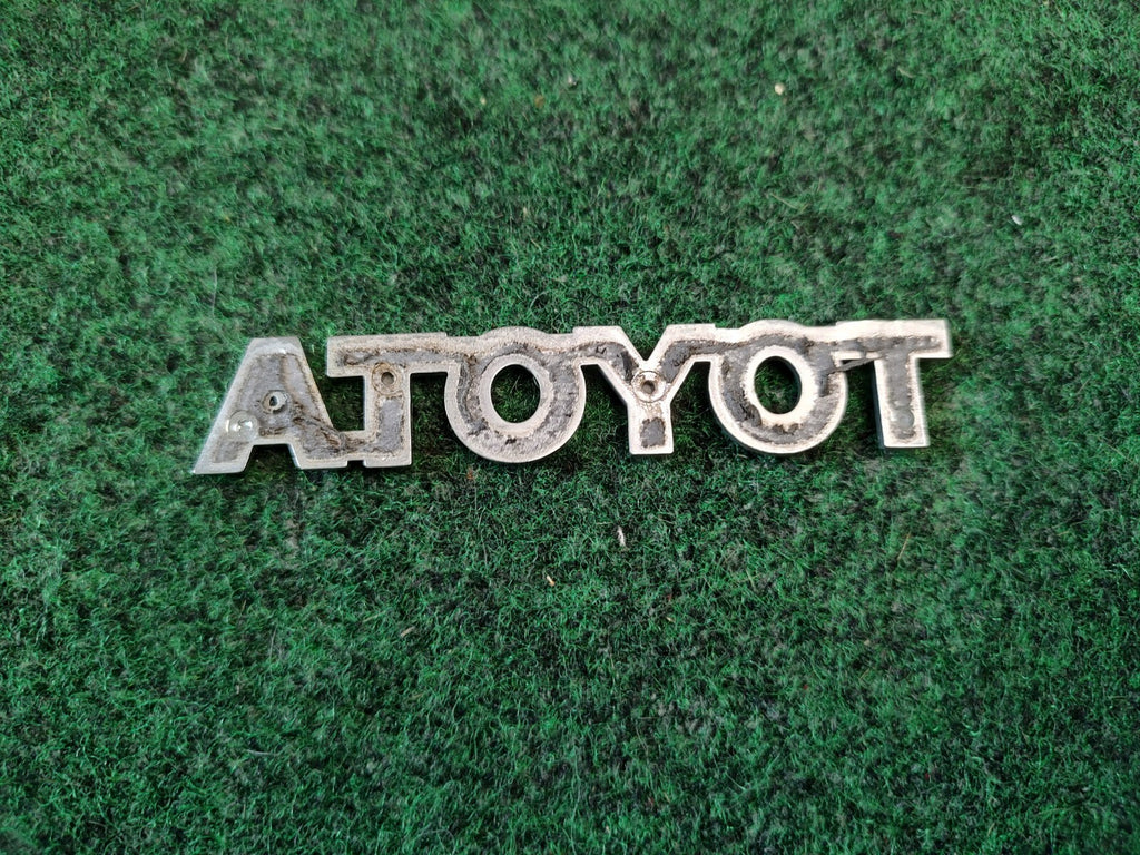 2003-2008 Toyota Matrix Liftgate Emblem Logo OEM 75441-02070 Trunk Rear 1S5