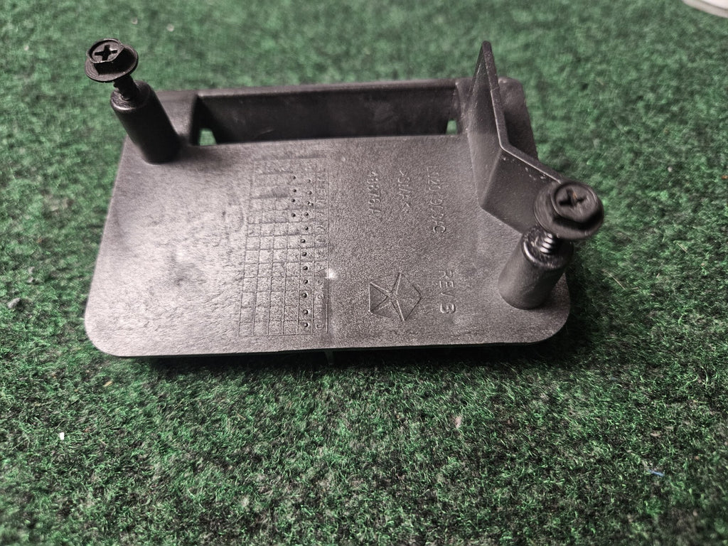 Chrysler Dodge Jeep Wrangler Compass Module Computer Bracket  0201903ac OEM 3M2