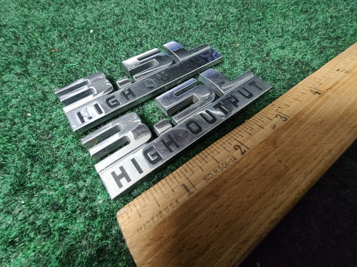 (2) Dodge Charger Magnum 3.5L HIGH OUTPUT Nameplate Emblem 04806330AA 6L4