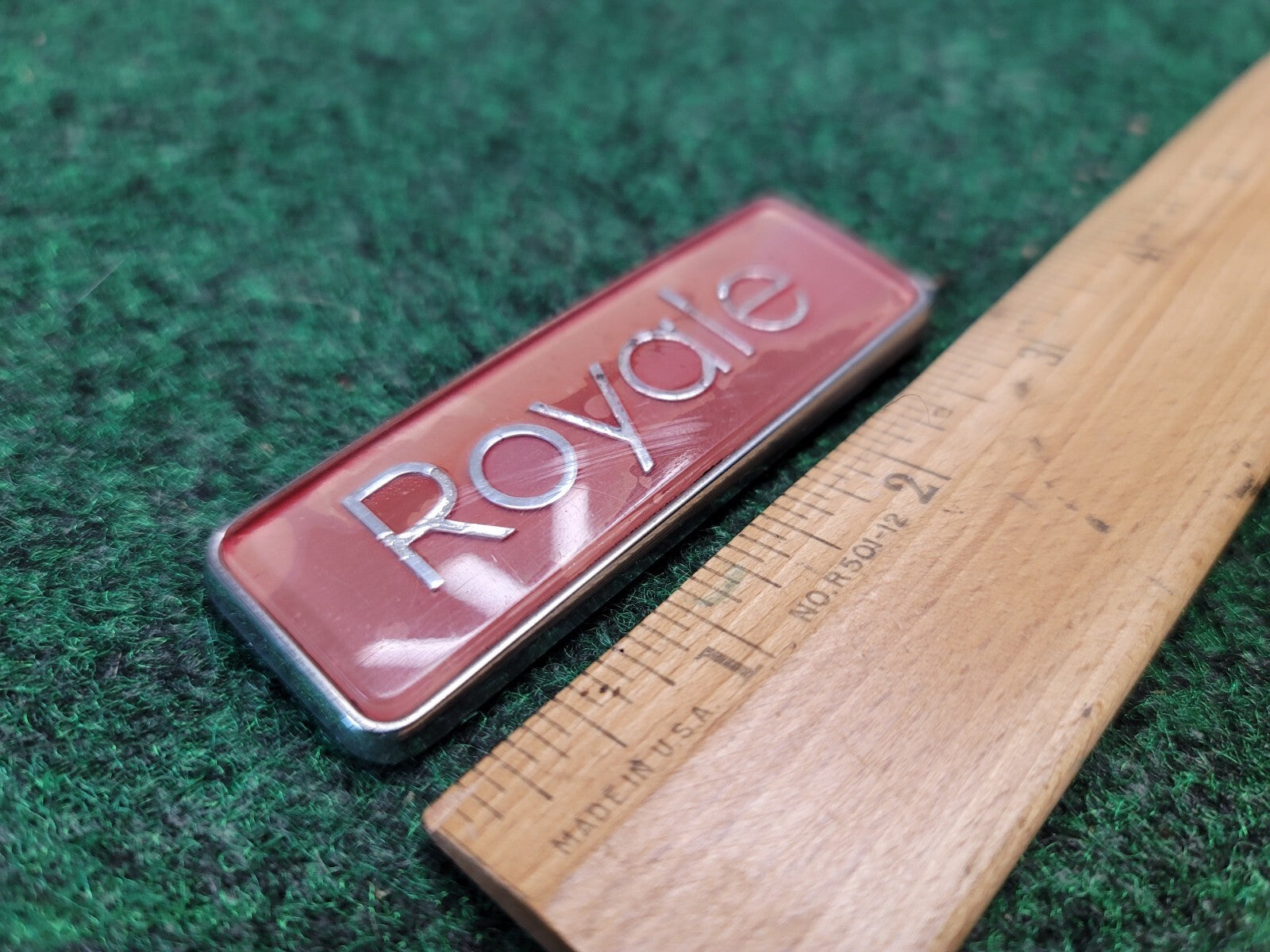 1992 - 1995 Oldsmobile 88 Royale Front Fender Nameplate Emblem 2M4