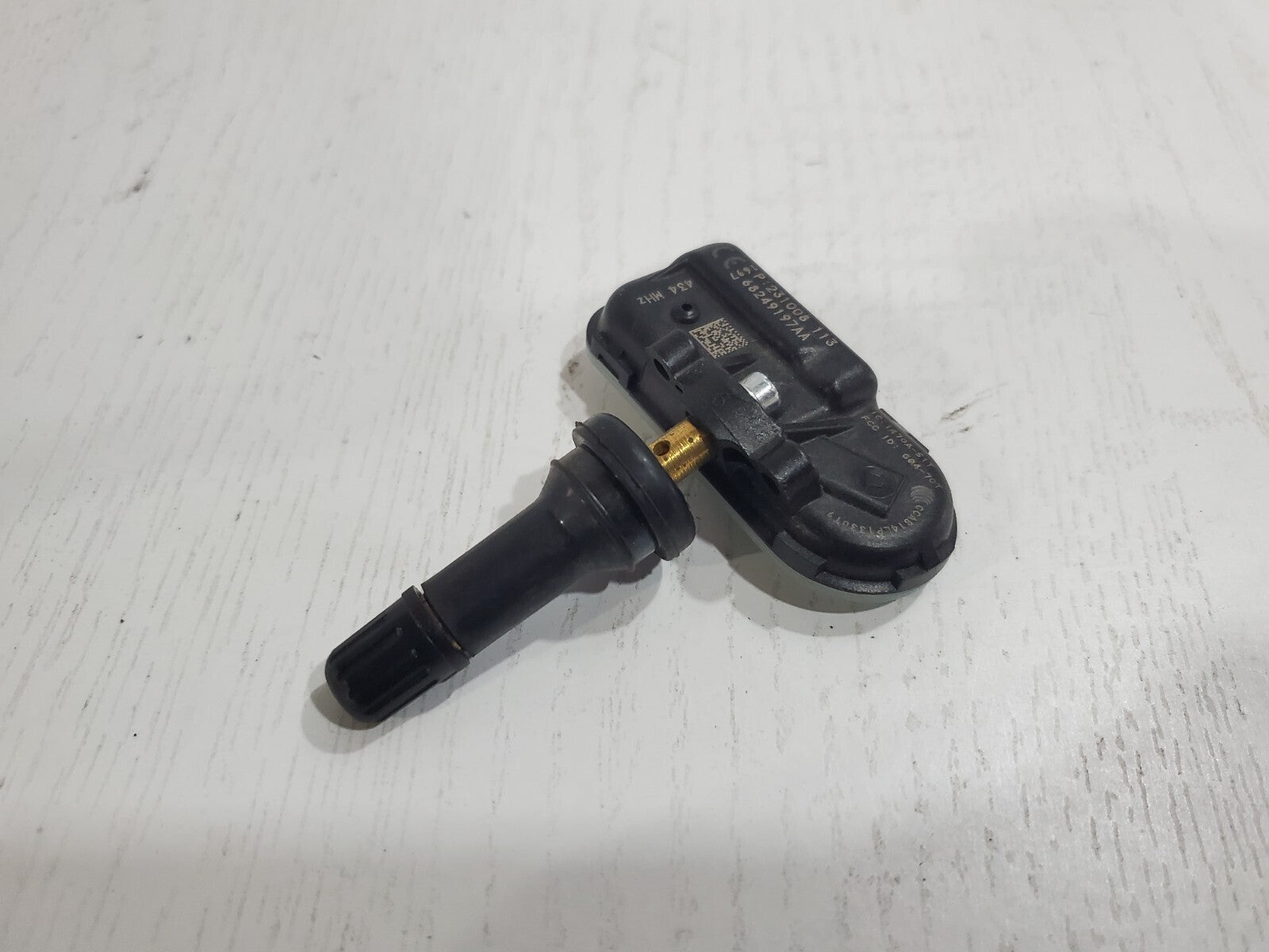 68249197AA Mopar Tire Pressure Sensor TPMS Ram Jeep Cherokee 2014-2021 6L6