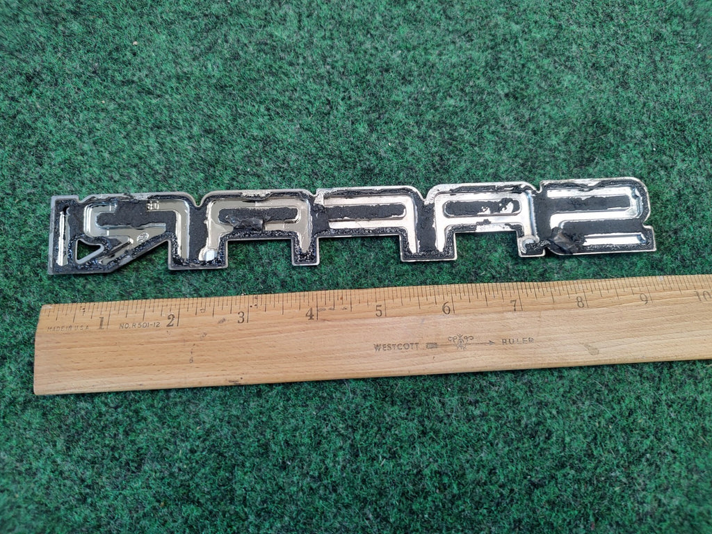 1995-2005 GMC Safari Rear Door Emblem Badge Logo Nameplate Name 15690681 2S8