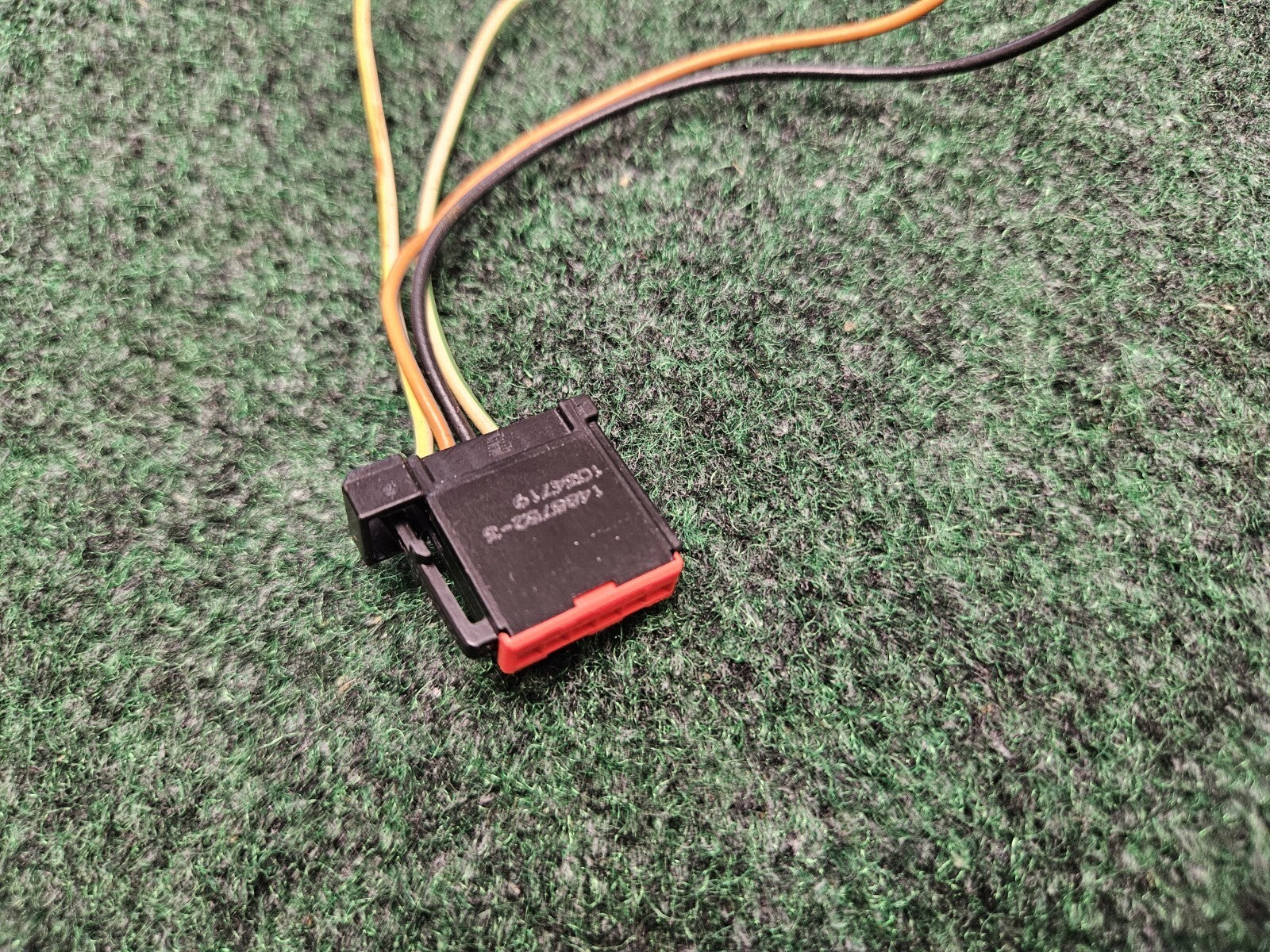 2011-2016 CHRYSLER TOWN & COUNTRY AUTO HEADLIGHT CONTROL SWITCH Pigtail Wire 6M2