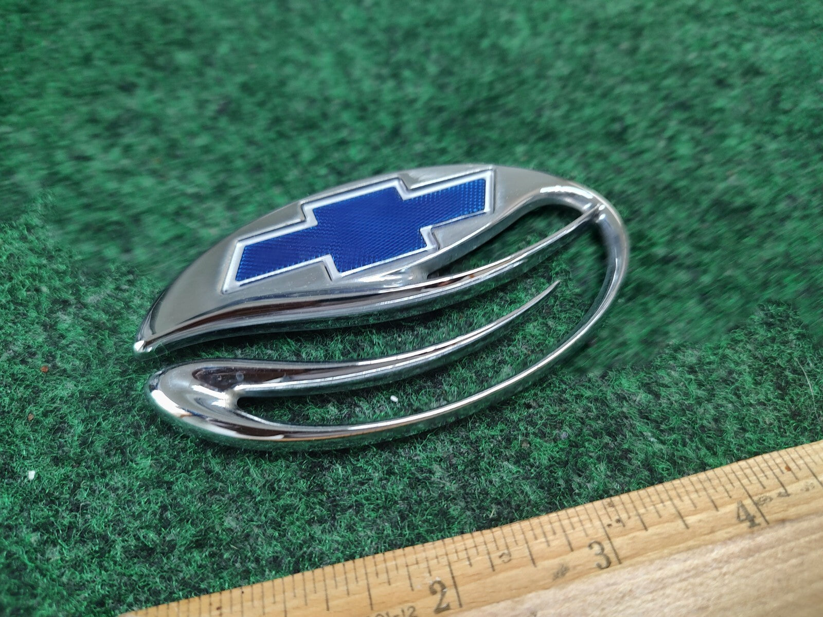 1997-2003 CHEVROLET MALIBU REAR LID EMBLEM LOGO BADGE SIGN 8L2