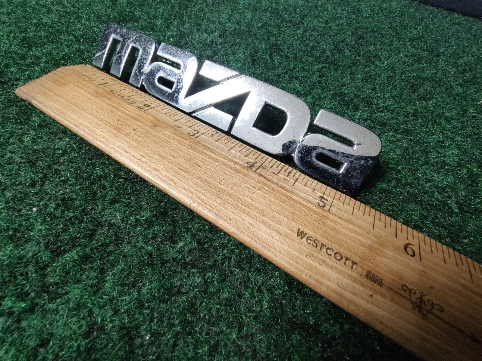 1999 00 2001 2002 2003 Mazda Protege Rear Trunk Nameplate Emblem B25D-51-710 5S4