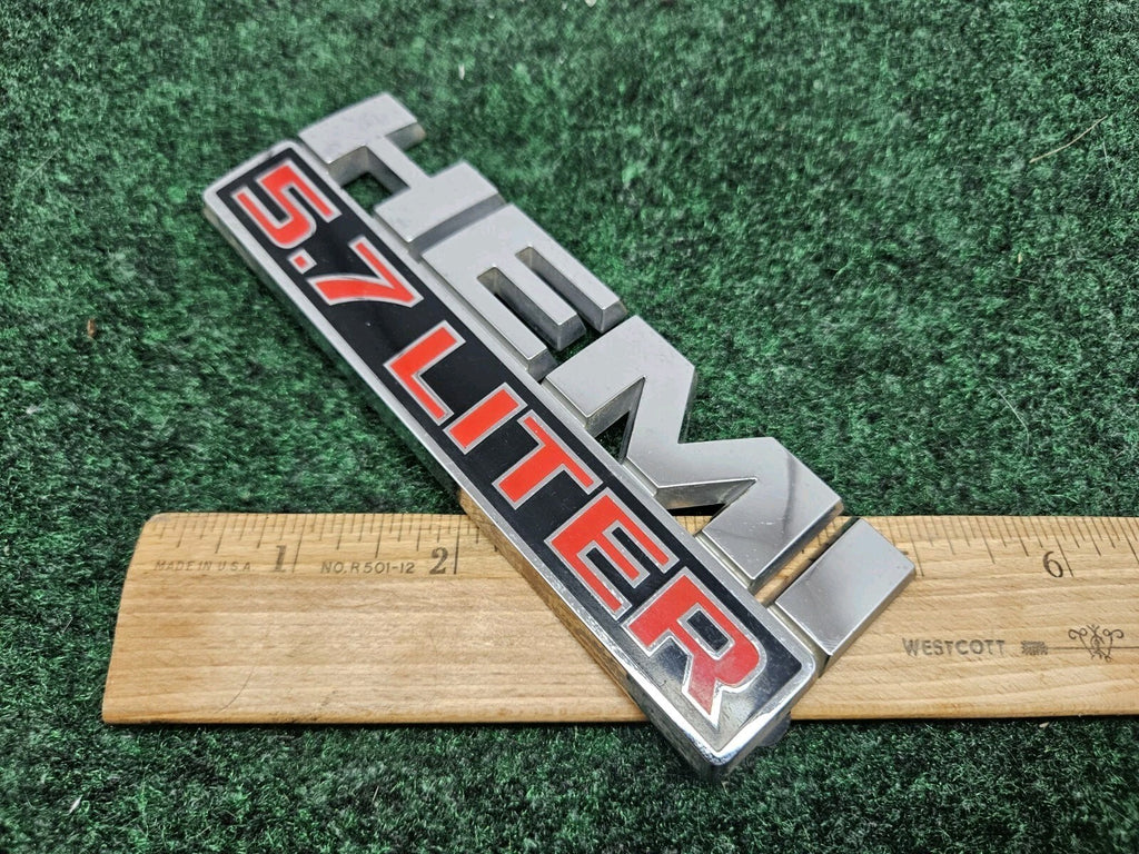 Dodge Hemi 5.7L Fender Emblem Mopar 68149700AA Name Plate 7S8