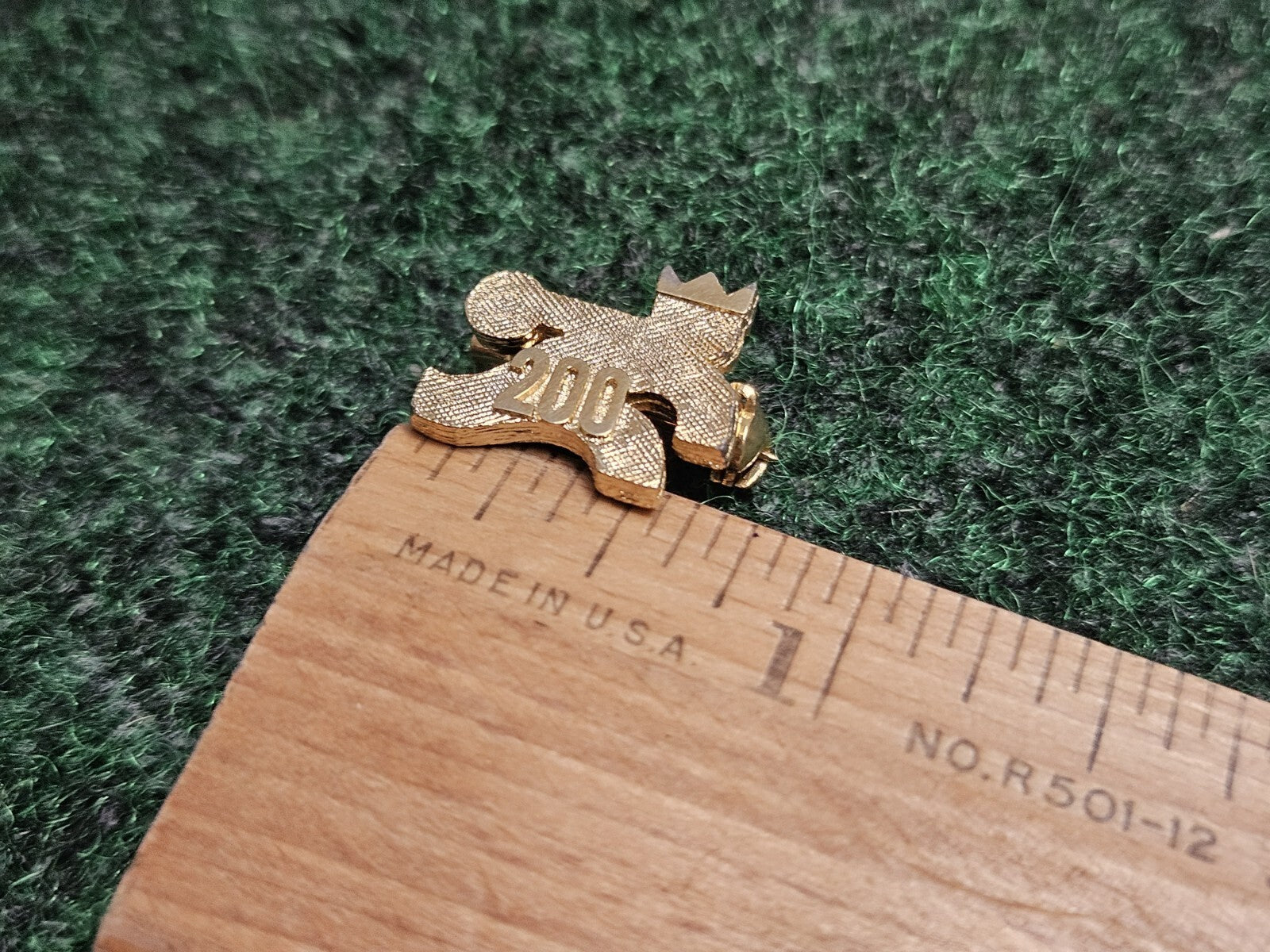 Vintage Brunswick Bowler Man Bowling 200 Club Gold Tone Lapel Pin