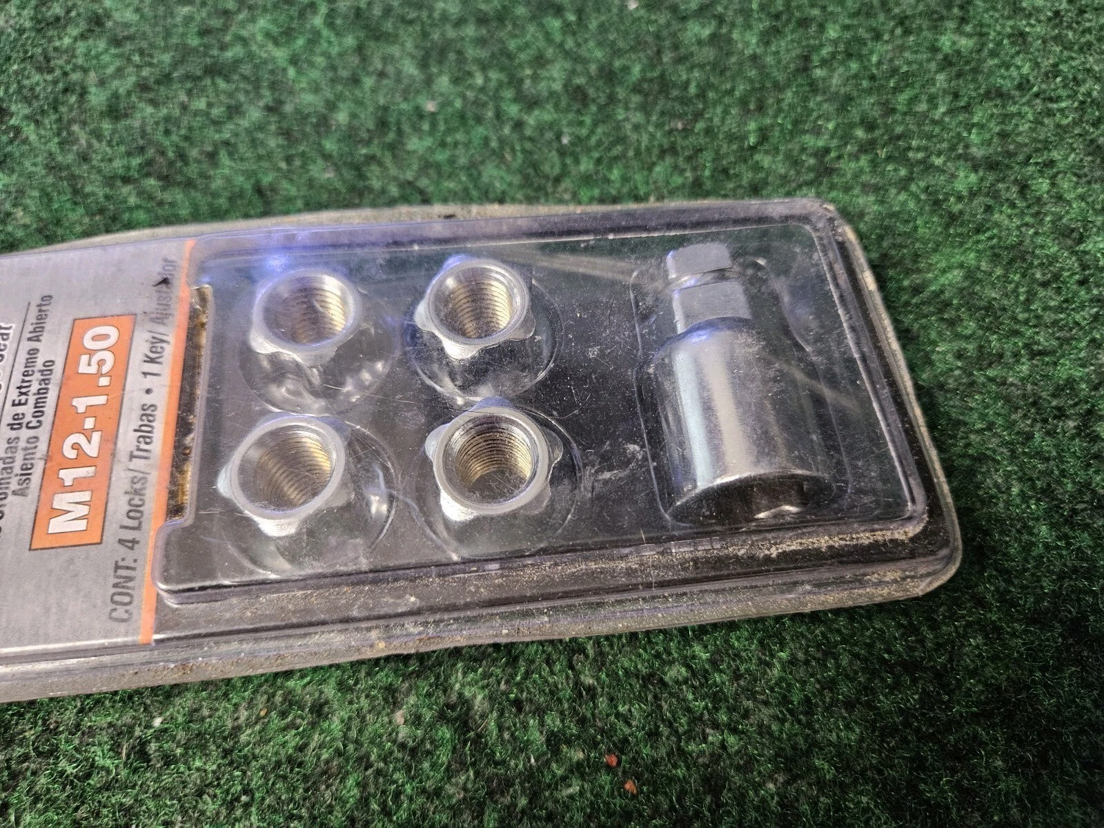 Dorman    711 326    Wheel Nut Lock Chrome Bulge Lock Set M12 4M6