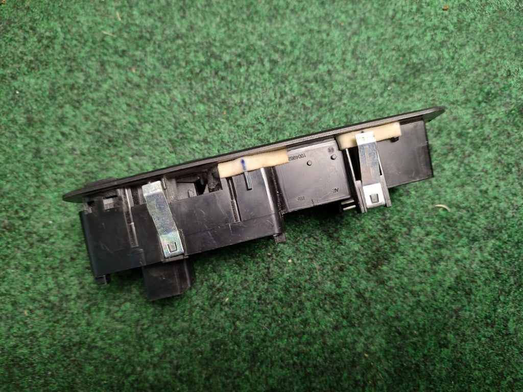 2011-2014 DODGE Journey PASSENGER FRONT POWER WINDOW SWITCH 56046822AD OEM FL2