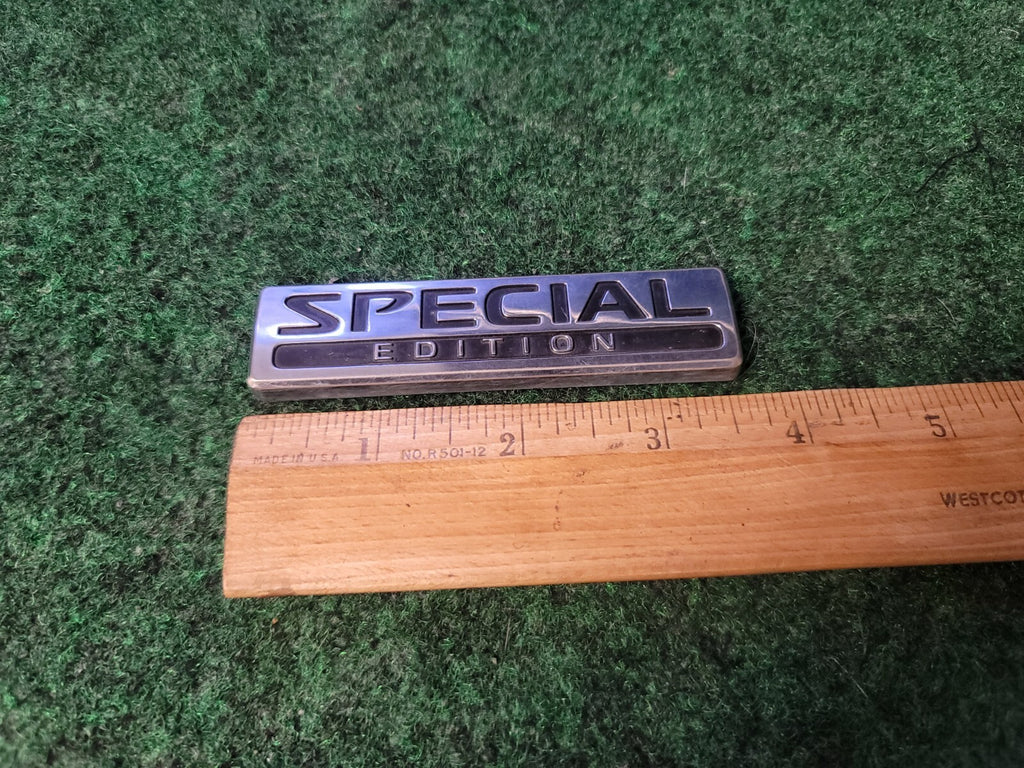 05 2006 2017 2018 Nissan Altima Special Edition Nameplate Emblem 84896-ZG100 2S9