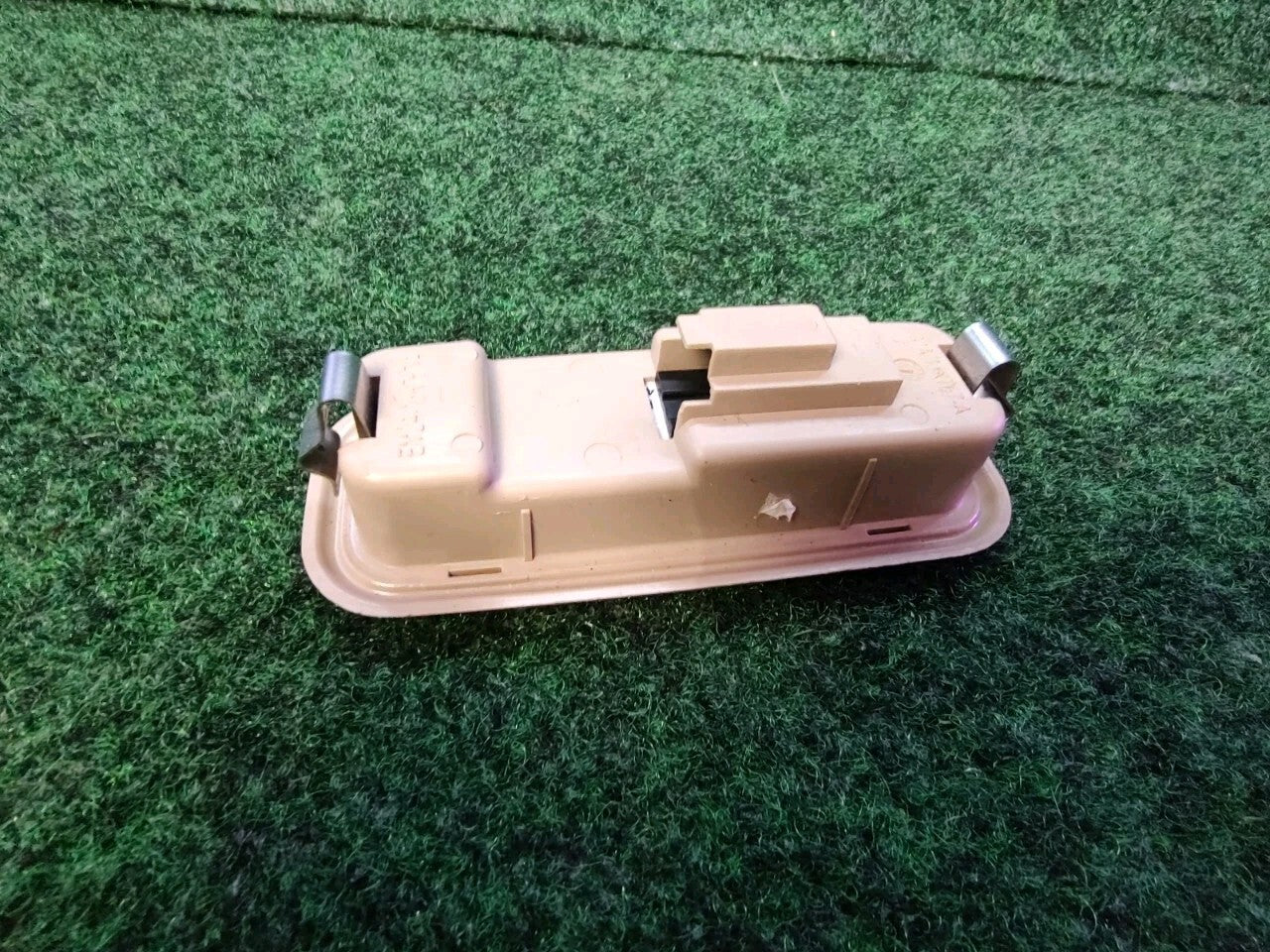 2020 NAUTILUS Interior Light Fa1a13k767a Ha1a13k767aa Light Brown/ Tan 5S7
