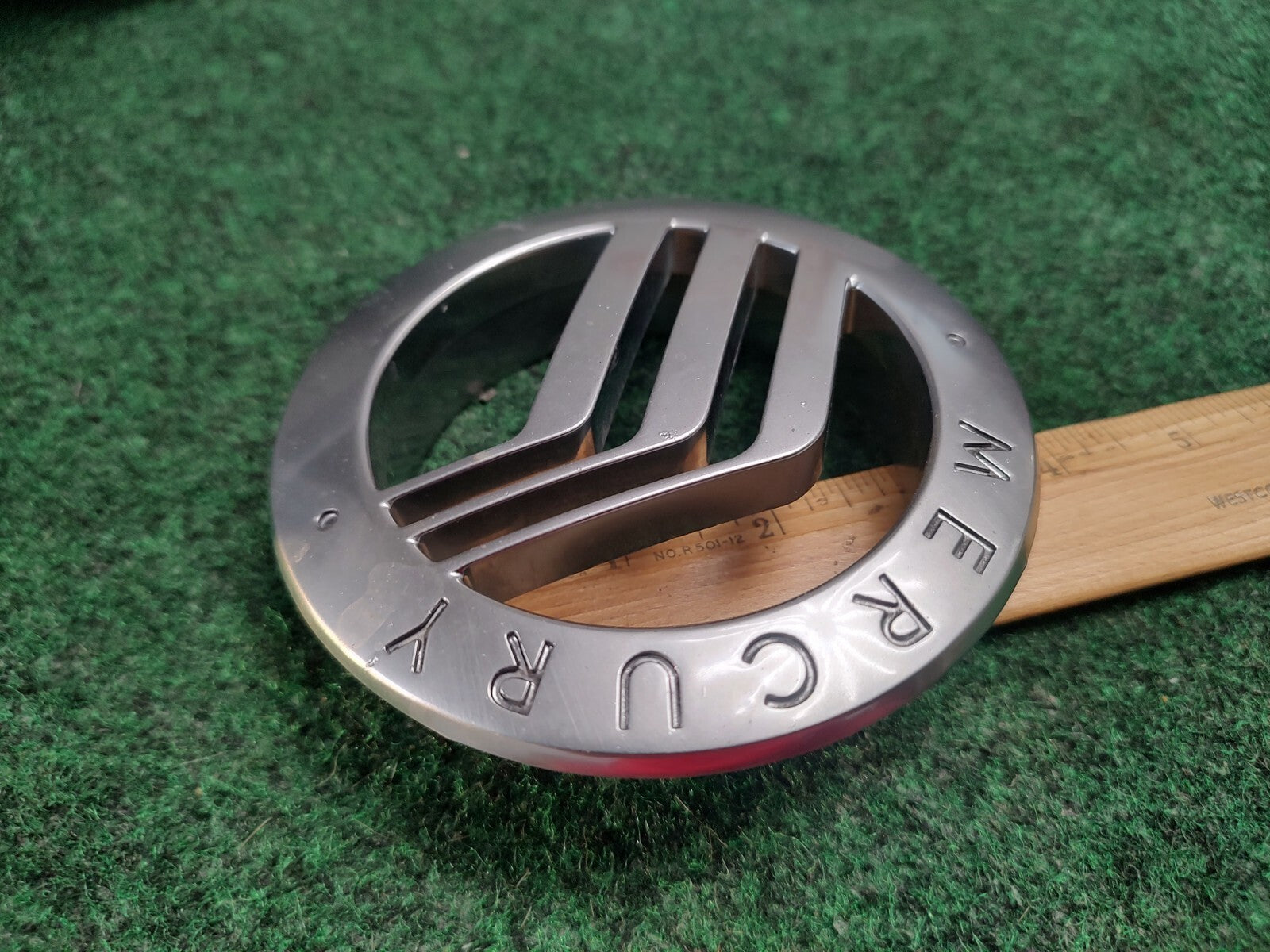 02 03 04 05 MERCURY MOUNTAINEER FRONT GRILLE EMBLEM LOGO BADGE SIGN SYMBOL 3S2