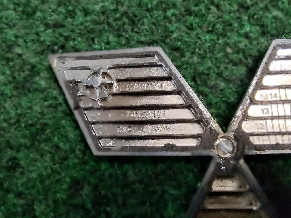 07-12 Mitsubishi Galant Sedan Rear Trunk Lid Emblem Badge Symbol 7415A191 2S9