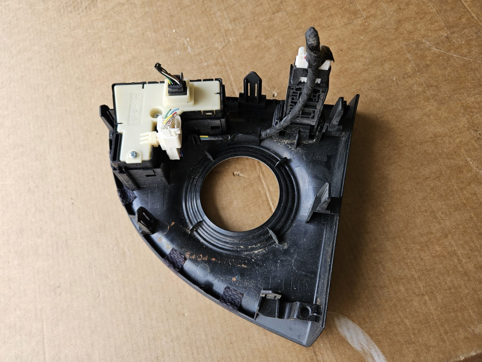 2010 -2015 Toyota Prius  Gear Shifter Trim Panel Cover Bezel 55404-47020 Oem LT2