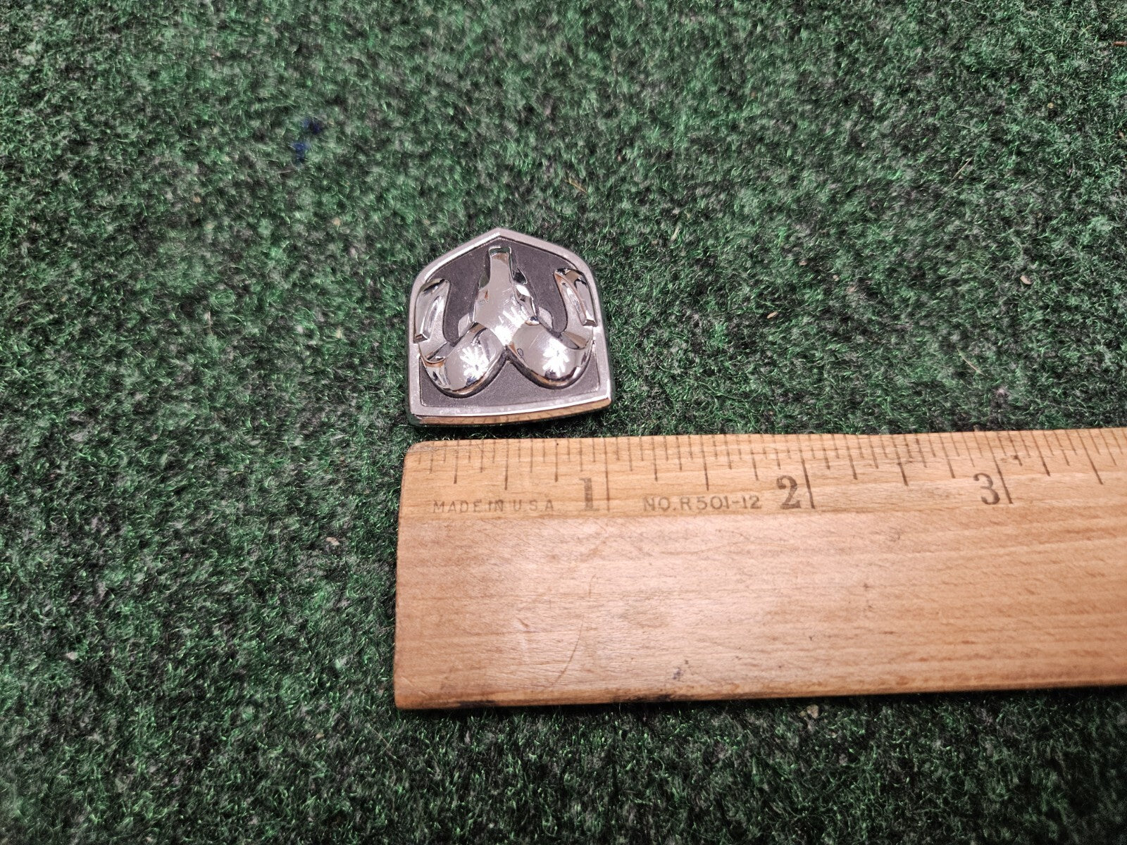 DODGE STEERING WHEEL EMBLEM RAM 1500 2500 CHARGER OEM DURANGO 5M2