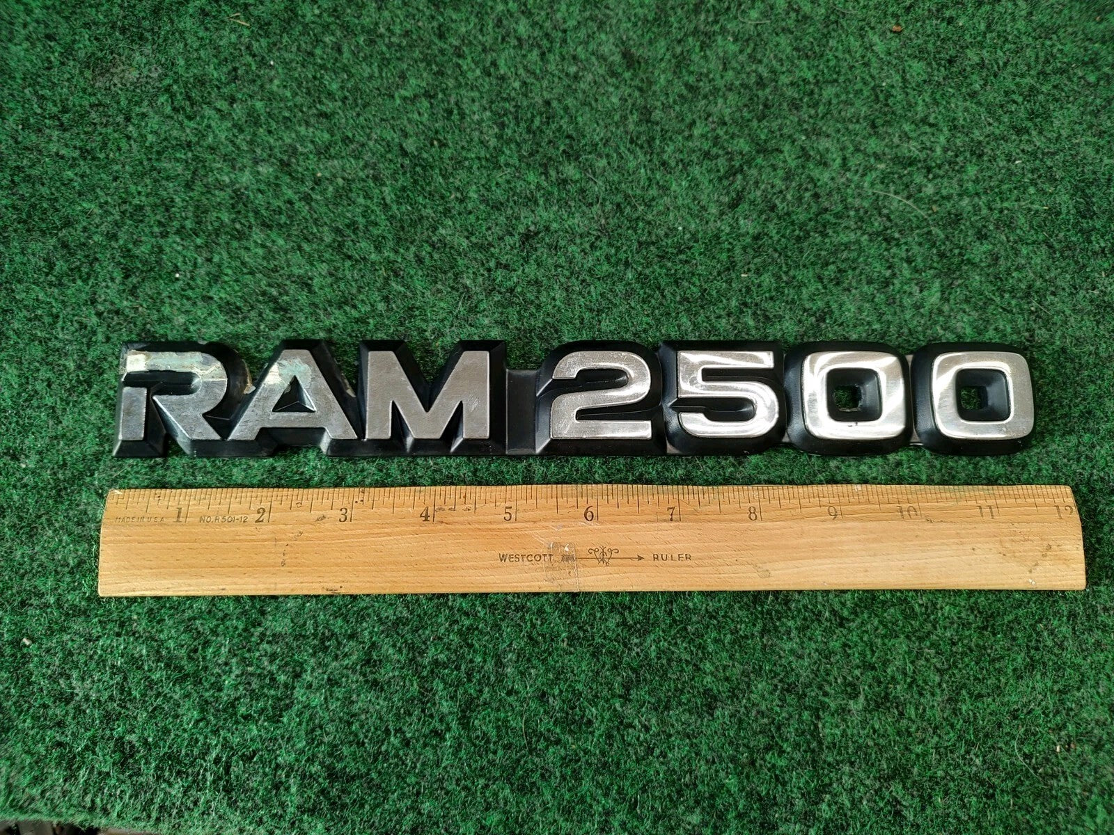 1994-2001 Dodge Ram 2500 Door Fender Nameplate Emblem 55295311 OEM 1S1
