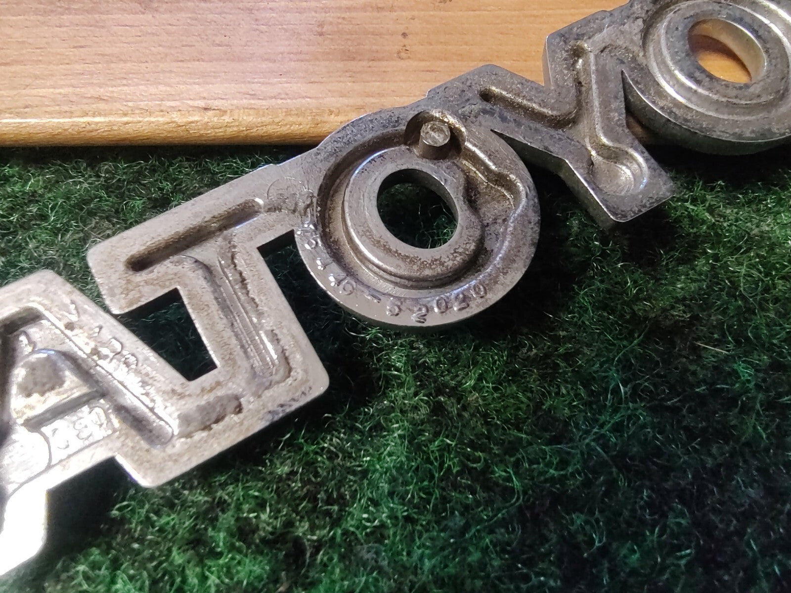 00-03 Toyota ECHO Rear Trunk Script Emblem Badge Nameplate OEM 75446-52020 8L2